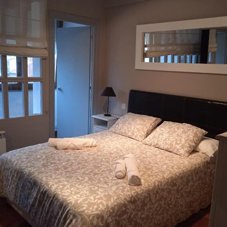Apartamentos Clotilde Candás Екстериор снимка